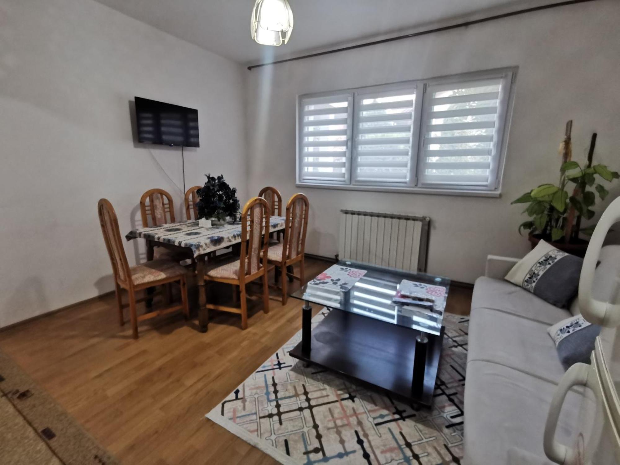 Rest & Recharge 4Bdr Apt- Free Parking, Ac & Garden سراييفو المظهر الخارجي الصورة